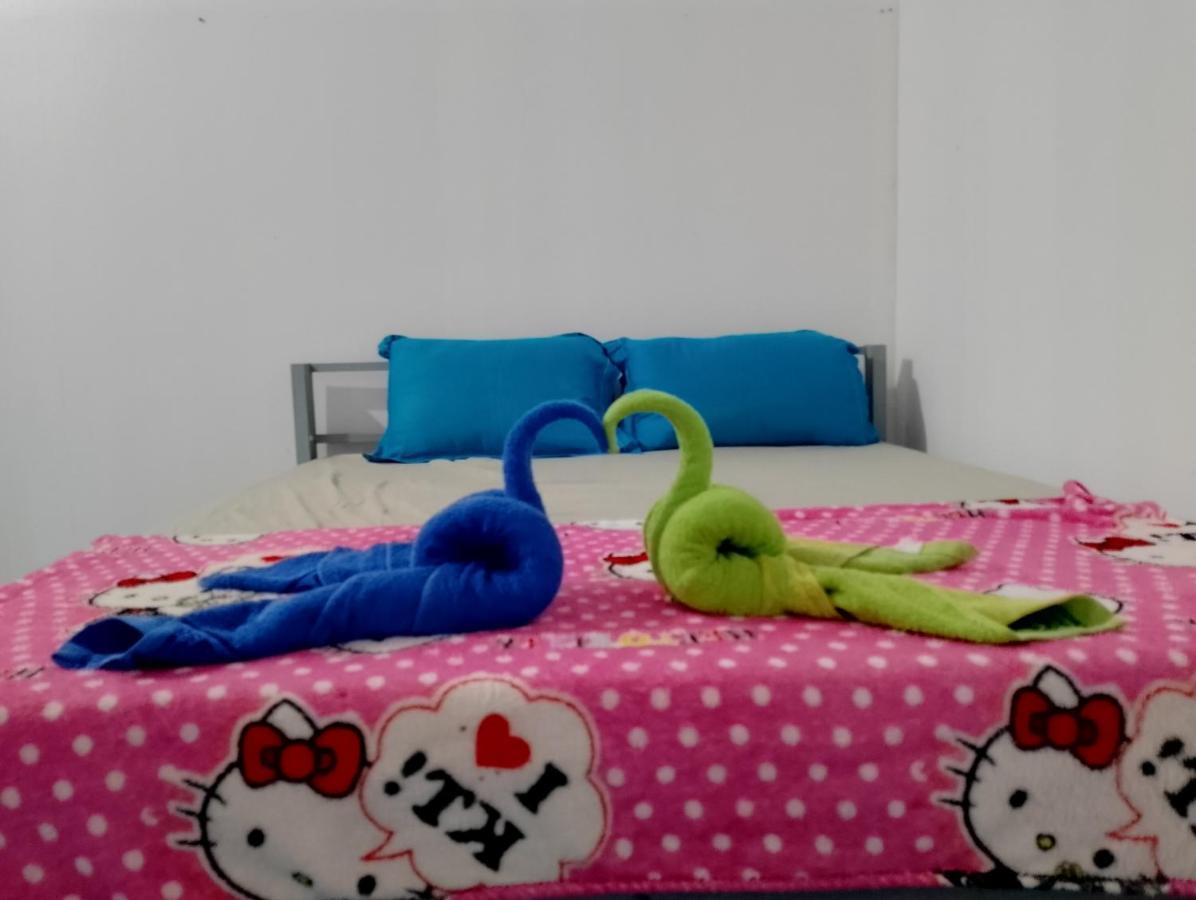 Golden Snake Guesthouse Beach Koh Rong Sanloem Buitenkant foto